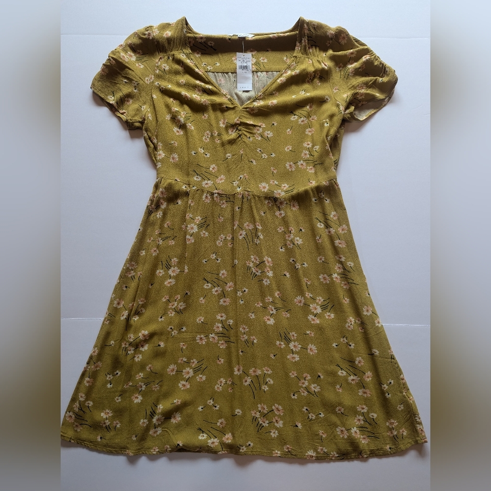 American Eagle Outfitters Yellow Ruched Floral Dress